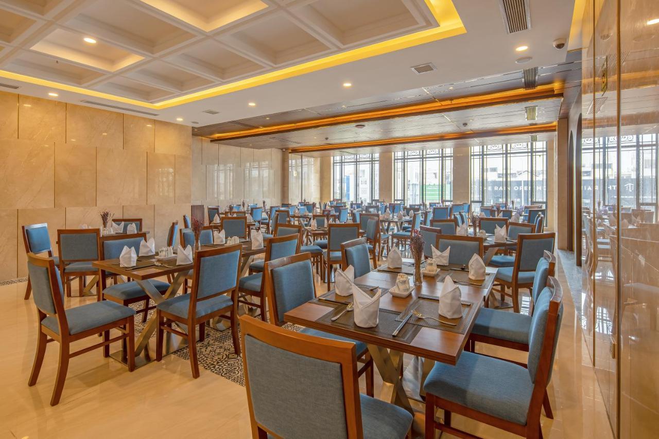 Gold Plaza Hotel Дананг Экстерьер фото