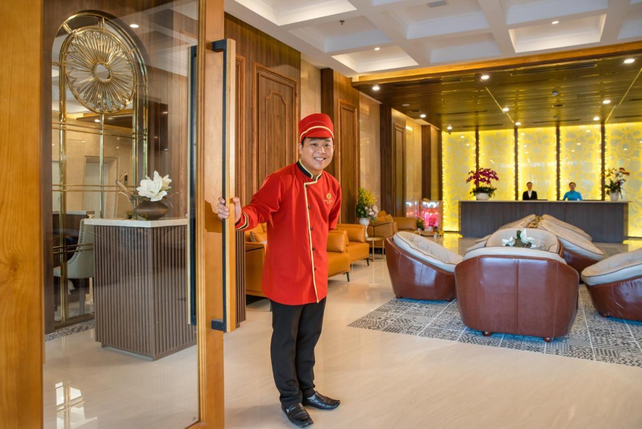 Gold Plaza Hotel Дананг Экстерьер фото